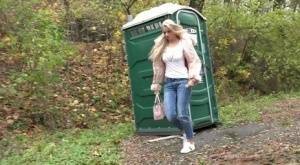 Blonde Katy Sky has to drop her jeans & pee in public because of locked toilet on chickinfo.com