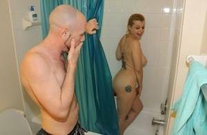 Naked girl Nadia White pleasures her guy's cock while taking a shower on chickinfo.com