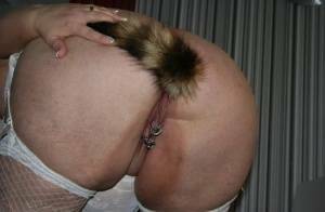 Fat UK woman Lexie Cummings shows her pierced cunt while sporting a butt plug - Britain on chickinfo.com