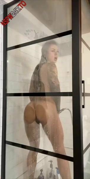 Dakota James Spy on me in the shower! snapchat premium 2020/11/13 porn videos on chickinfo.com