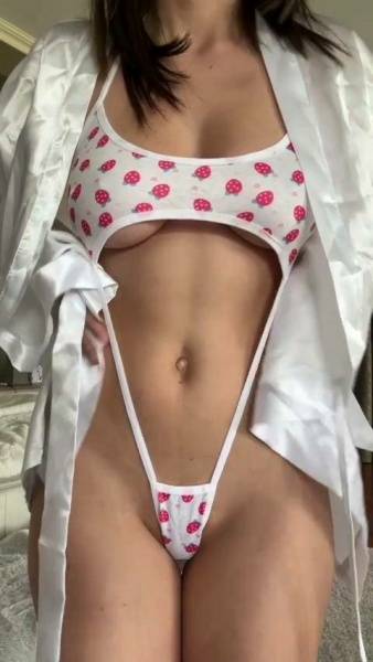 Christina Khalil Robe Strip Sling Bikini Onlyfans Video Leaked - Usa on chickinfo.com