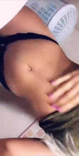 Paola Skye morning bathroom booty twerking snapchat premium xxx porn videos on chickinfo.com