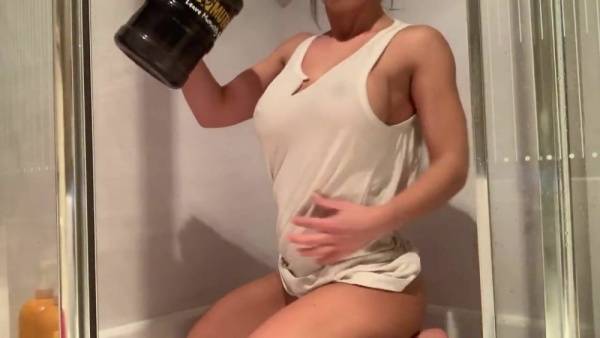 Alexaxo93 wet t shirt and fingering contest part 2 porn videos on chickinfo.com