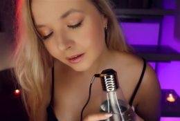 Valeriya ASMR Let 19s Get WET Video on chickinfo.com