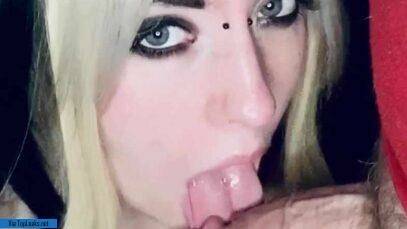 Sexy ValerieVampyr OnlyFans leak Blowjob on chickinfo.com