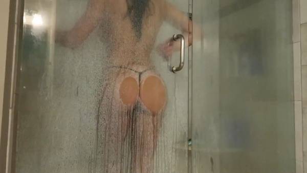 NAKED Christina Khalil takes a shower in front of the camera on chickinfo.com