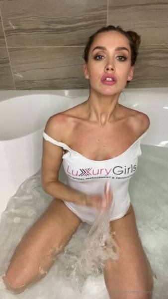 Luxury Girl Onlyfans Pack MEGA Leaked on chickinfo.com