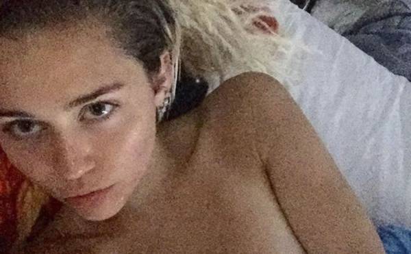 Miley Cyrus Naked on chickinfo.com