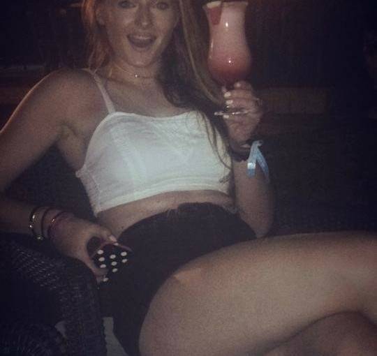 Sophie Turner Sexy on chickinfo.com