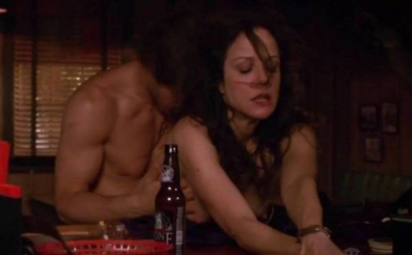 Mary Louise Parker Naked on chickinfo.com