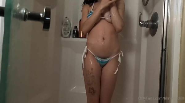 Lilmochidoll Nude Shower Striptease Porn Video Leaked on chickinfo.com