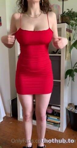 Gringagirlxx red dress on chickinfo.com