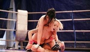 Wild catfight with two sporty lesbians Paige Fox and Lucy Bell on chickinfo.com