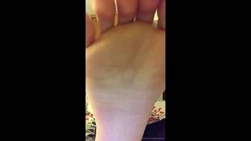 Diana feet dianacane1 my first video.. smelling toes and onlyfans xxx porn on chickinfo.com