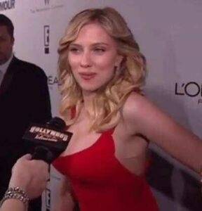 Tiktok Porn Scarlett Johansson and that classic, cleavage-enriching, astonishing red dress on chickinfo.com