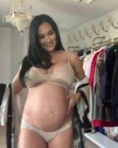 Tiktok Porn Nikki Bella on chickinfo.com