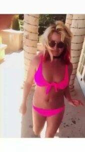 Tiktok Porn Britney Spears enjoying the end of summer like on chickinfo.com