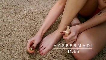 Harper Madi toes 2015_10_17 - OnlyFans free porn on chickinfo.com
