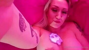 Alanaevansxxx it's friday that means a brand new on my page xxx onlyfans porn videos on chickinfo.com