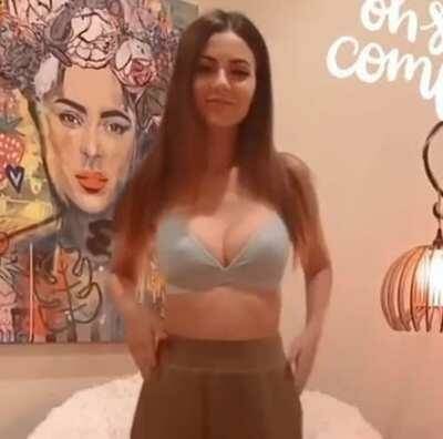 Nude Tiktok Leaked I want to cum on Emily Ratajkowski 19s ass in those leggings then shove my face all up in there on chickinfo.com