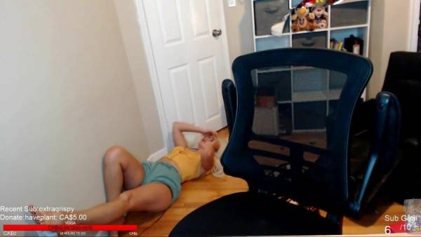 TWITCH THOT CELLUTRON POOFLOWER DRUNK VIDEO on chickinfo.com