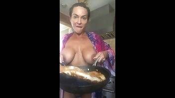 Aubrey Black naked cooking onlyfans porn videos on chickinfo.com