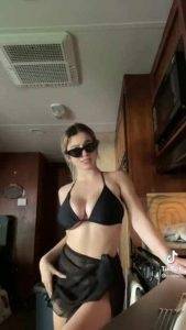 Leaked Tiktok Porn Large breasts in swim suit Mega on chickinfo.com