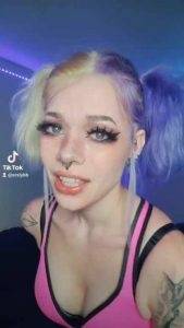 Leaked Tiktok Porn Harley Quinn look a like got some jiggle back there F09F9180 Mega on chickinfo.com