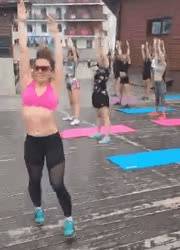 Yoga pants training class on chickinfo.com
