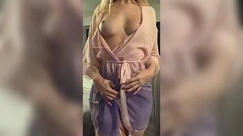 Brea77rose do you like watching me get naked xxx onlyfans porn on chickinfo.com