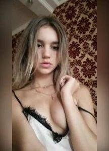 Cute russian girl showing her nipples on a live - Russia on chickinfo.com