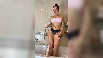 Soyneiva Today I have been very bad in the shower xxx onlyfans porn on chickinfo.com