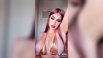 Centolain onlyfans weired voyeur porn videos leaked on chickinfo.com