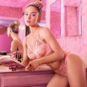 Delphine SYDNEY SWEENEY IN LINGERIE AND ORGASMING on chickinfo.com