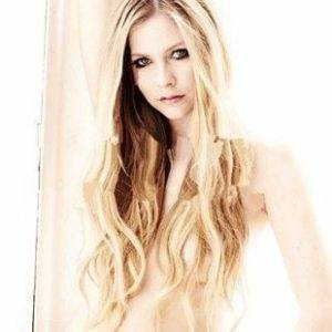 Delphine AVRIL LAVIGNE TOPLESS OUTTAKES NIP SLIPS LEAKED on chickinfo.com