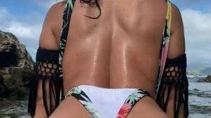 Sexy egirls Ana Cheri onlyfans Nude Beach Teasing Video.mp4 on chickinfo.com