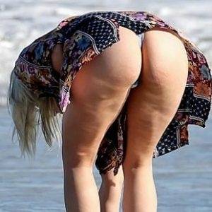 ARIEL WINTER RETURNS TO FLAUNTING HER FAT ASS IN A THONG thothub on chickinfo.com