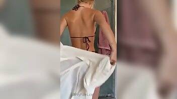 Daisy Keech Nude Strips Down Onlyfans Porn XXX Videos Leaked on chickinfo.com