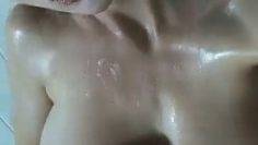 Kendra Sunderland Nude Selfie Video Delphine on chickinfo.com