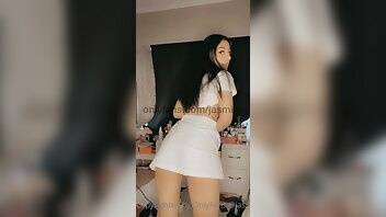 Jasminx lil strip tease for all my new subs onlyfans leaked video on chickinfo.com