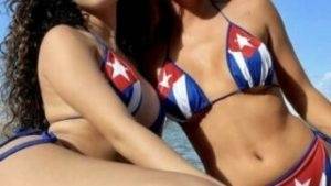 Malu Trevejo Boat Day With Bella Thorne Onlyfans Leak thothub on chickinfo.com