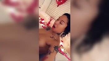 Honey gold romantic shower nude onlyfans videos 2020/11/01 on chickinfo.com