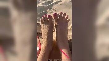 Emily willis look at my pretty feet onlyfans videos ? 2021/02/09 on chickinfo.com