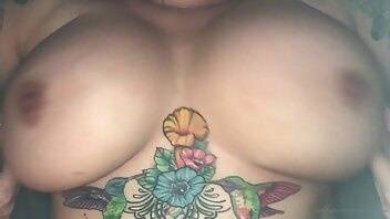 Breastsinshow 22 04 2020 251216976 titty tuesday with sl onlyfans xxx porn videos on chickinfo.com