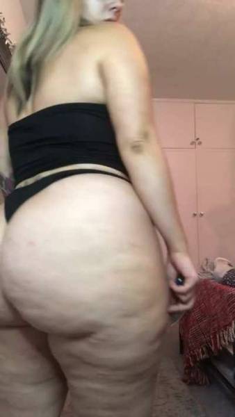 Big thick Mexican booty???? - Mexico on chickinfo.com