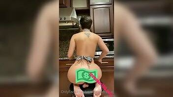 Veronica perasso nude kitchen onlyfans videos 2020/12/20 on chickinfo.com