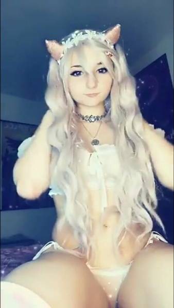 AFTYNROSE ASMR SEXY NSFW SNAPCHAT VIDEO on chickinfo.com