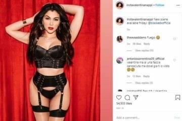 Valentina Nappi Nude Onlyfans Lesbian Pussy Video on chickinfo.com