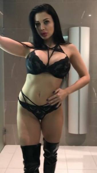 Aletta Ocean Black Lingerie on chickinfo.com