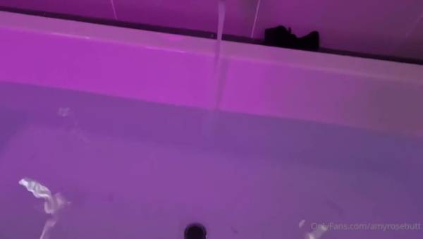 ASMR Network Bathtub Masturbation Video Leaked on chickinfo.com